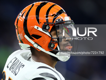 Cincinnati Bengals running back Chris Evans (25) walks on the field during warmups before an NFL football game between the Detroit Lions and...