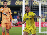Villarreal's  Yeremy Pino (R) reacts    during  La Liga  match between Villarreal CF and C.A. Osasuna   at La Ceramica   Stadium on October...