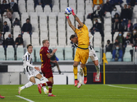 Rui Patricio of AS Roma in action during the match between Juventus FC and AS Roma on October 17, 2021 at Allianz Stadium in Turin, Italy. J...