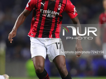 Rafael Leao forward of AC Milan (R) in action during the UEFA Champions League Group stage - Group B match between FC Porto and AC Milan, at...