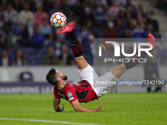 Olivier Giroud forward of AC Milan in action during the UEFA Champions League Group stage - Group B match between FC Porto and AC Milan, at...