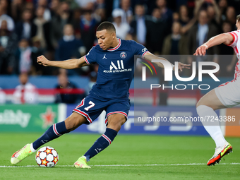 Kylian Mbappe of Paris Saint Germain scores a goal during the UEFA Champions League, Group A football match between Paris Saint-Germain and...