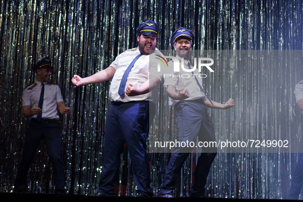 Cast members dance during a performance of the musical 'Full Monty' at the Teatro Rialto on October 21, 2021, in Madrid, Spain. This adaptat...