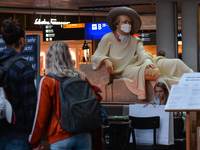 Passengers waiting for their flights in the main Terminal at Frankfurt Airport.
On Monday, October 18, 2021, in Frankfurt Airport, near Kels...