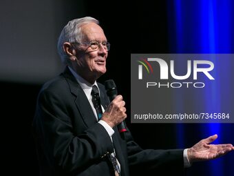 Apollo 16 astronaut Charlie Duke gives a conference during the « Explor’espace » festival in Montrouge, in the suburbs of Paris, on November...