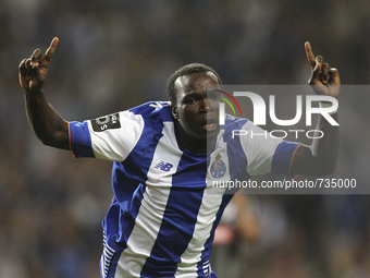 Porto's Cameroonian forward Vincent Aboubakar celebrates after scoring a goal during the Premier League 2015/16 match between FC Porto and V...