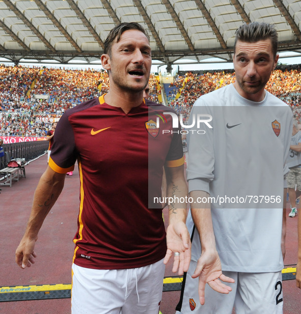 Francesco Totti (L) and Morgan De Santis (R) during the Soccer AS ROMA presentation team for the season 2015-2016.
Rome, Italy, on 14th Aug...