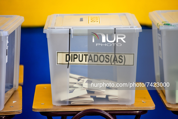 Osorno, Chile. November 21, 2021.-
during the presidential elections that are held in conjunction with the elections of deputies, senators a...