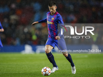 15 Clement Lenglet of FC Barcelona during the Group E - UEFA Champions League match between FC Barcelona and Benfica at Camp Nou Stadium on...