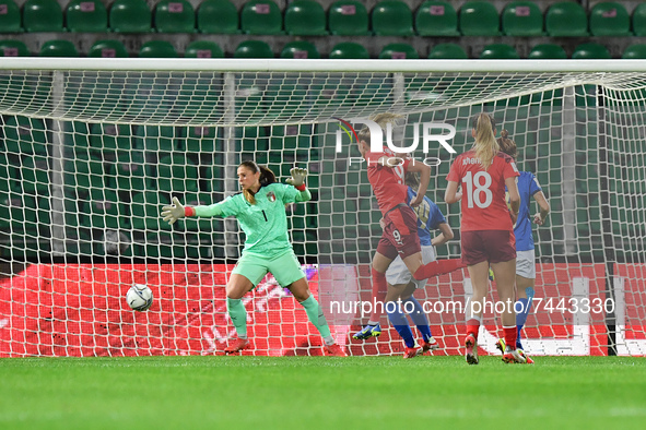 Switzerland's forward Ana-Maria Crnogorcevic scores the 0-2 goal  during the FIFA World Cup Women's FIFA World Cup 2023 - Italy vs Switz...