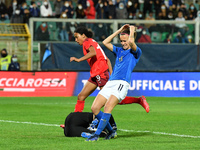 Italy's forward Barbara Bonansea reacts after missing a scoring change during the FIFA World Cup Women's FIFA World Cup 2023 - Italy vs...