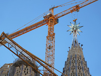 Placed the luminous star in the tower of the Sagrada Família, which now reaches a height of 138 meters. The star weighs 5.5 tons, is 72 mete...
