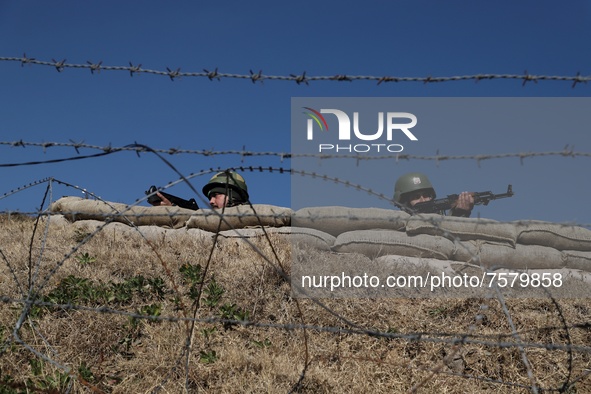 Border Security Force (BSF) soldiers remains alert at a forward post in Baramulla, Jammu and Kashmir, India on 31 December 2021. Irrespectiv...