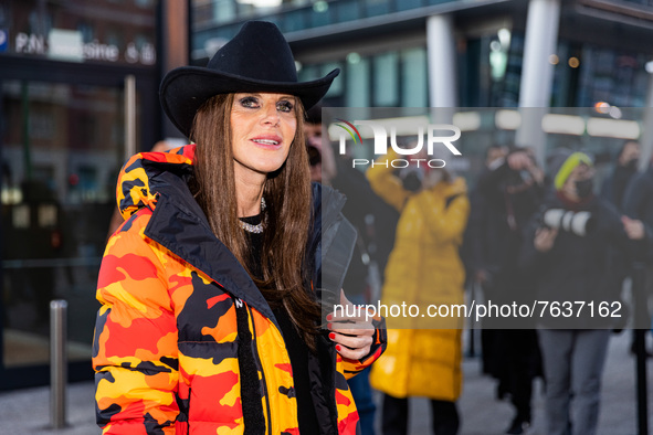 Anna Dello Russo attends the Dsquared2 Fashion Show during the Milan Men's Fashion Week - Fall/Winter 2022/2023 on January 14, 2022 in Milan...