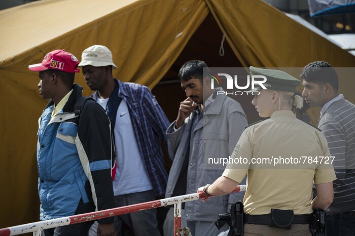 The arrivals of refugees in the station of Monaco of Bavaria on Sept. 15, 2015. (Photo by Fabrizio Di Nucci/NurPhoto)
