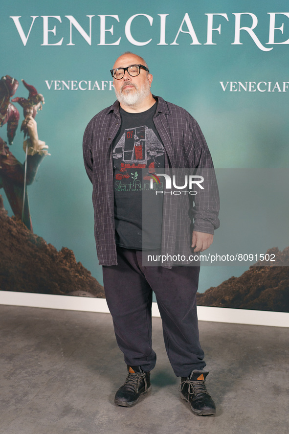 Spanish director Alex de la Iglesia attends the 'Veneciafrenia' photocall at Sony Pictures projection hall on April 18, 2022 in Madrid, Spai...