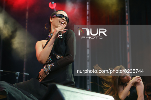 Singer Chanel performs during the free LOS40 Classic concert in Madrid's Plaza Mayor on May 15, 2022, in Madrid, Spain. 