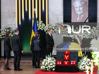 Family of the first President is seen near the coffin with the body of Leonid Kravchuk in Kyiv, Ukraine, May 17, 2022. Dozens of politicians...