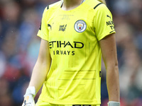 LONDON, ENGLAND - MAY 15:Ellie Roebuck of Manchester City WFC during Women's  FA Cup Final between Chelsea Women and Manchester City Women...