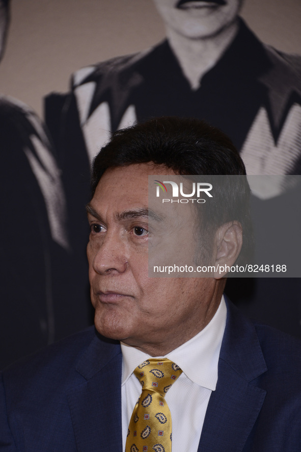 Jorge Hernández integrant of the Tigres del Norte band speaks during ‘La Reunion’ album launch press conference at Presidente Intercontinent...