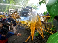 Sri Lankan university students clash with police near the president Gotabaya Rajapaksa's official residence, Colombo, Sri Lanka. 19 May 2022...