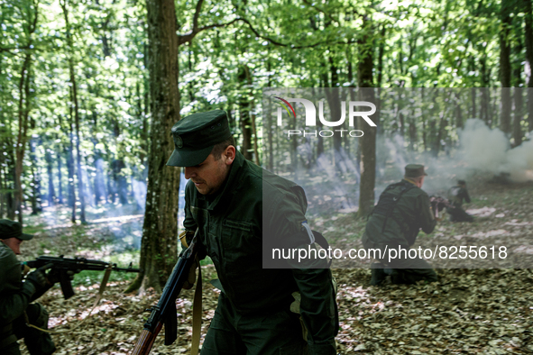 ZAKARPATTIA REGION, UKRAINE - MAY 19, 2022 - National Guard servicemen go through a tactical medicine exercise, Zakarpattia Region, western...