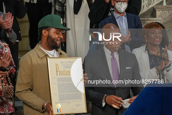 NYC mayor Eric Adams honors the Christopher “Notorious B.I.G.” Wallace for his 50th birthday on May 19, 2022 at NY City Hall Rotunda in New...