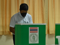 Independent candidate Chadchart Sittipunt casts his vote in the governor elections in Bangkok on May 22, 2022 in Bangkok, Thailand. (