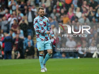  Burnley's Dale Stephens during the Premier League match between Burnley and Newcastle United at Turf Moor, Burnley on Sunday 22nd May 2022....