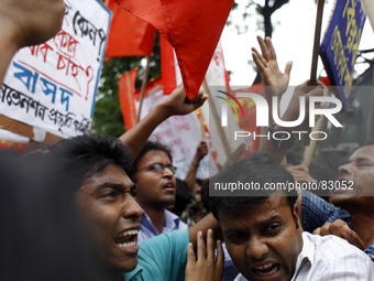 The left-leaning parties staged demonstration today in front of Jatiya Press Club (JPC) in the capital protesting for proper water sharing i...