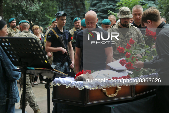 ODESA, UKRAINE - JUNE 6, 2022 - Odesa city head Hennadii Trukhanov pays his last respects to the commander of the 18th Separate Battalion of...