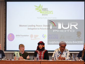Jody Williams of the United States, Tawakkol Karman of Yemen and Leymah Gbowee of Liberia during the Nobel Women's Inititavie press conferen...