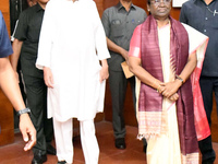 NDA and ruling political party of India BJP's presidential candidate Draupadi Murumu arrives her native state Odisha and meets Chief Ministe...