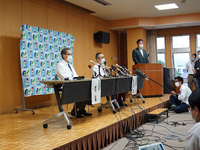 Doctors of the Nara Medical University hospital attend a press conference in Kashihara and confirm the death of Japans former Prime Minister...