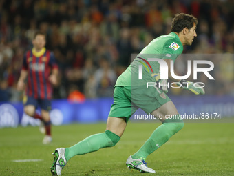 BARCELONA-SPAIN -APRI 20: Goalkeeper, Iraizoz, during the match between FC Barcelona and Athletic Bilbao, corresponding to 34th week of the...