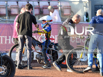 Harry Fletcher during the British Youth Championship Round 5 meeting at the National Speedway Stadium, Manchester on Friday 5th August 2022....
