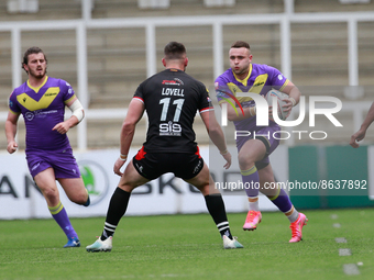 Ellis Robson of Newcastle Thunder has a run during the BETFRED Championship match between Newcastle Thunder and London Broncos at Kingston P...