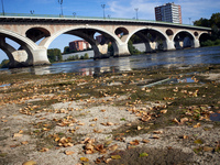 The riverbed of the Garonne river is seen under the 'Pont Des Catalans' bridge in toulouse. Due to the drought, the Garonne river in Toulous...