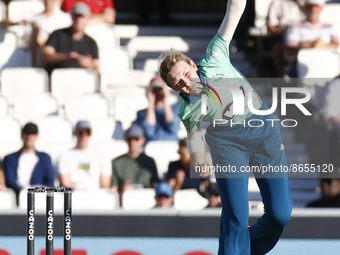 LONDON ENGLAND - AUGUST  11 : Sophia Smaleduring The Hundred Women match between Oval Invincible's Women against Northern Supercharges Women...
