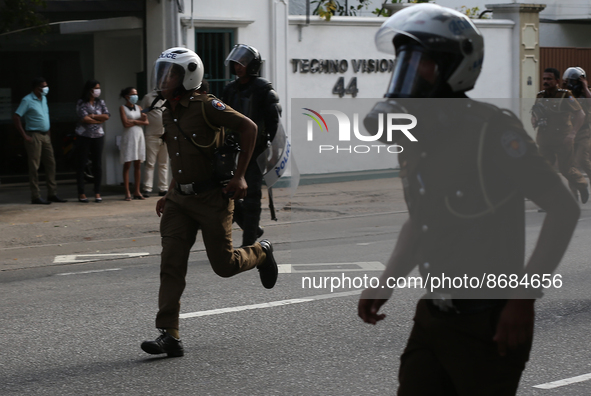 Sri Lankan Police disperse Protesters during the Inter-University Student Federation protest against the government of President Ranil Wickr...