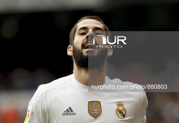 Real Madrid's Spanish midfielder Isco Alarcon celebrates a goal during the Spanish League 2015/16 match between Real Madrid and UD UD Las Pa...