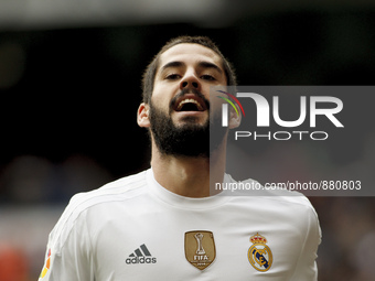 Real Madrid's Spanish midfielder Isco Alarcon celebrates a goal during the Spanish League 2015/16 match between Real Madrid and UD UD Las Pa...