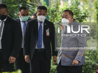 Acting Prime Minister Prawit Wongsuwan arrives for a cabinet meeting at Government House in Bangkok, Thailand, 27 September 2022. (
