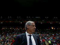 Portugal's head coach Fernando Santos looks on during the UEFA Nations League Group A2 football match between Portugal and Spain, at the Mun...