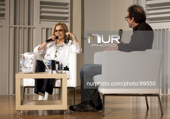 Presentation of the new book of Sylvie Vartan 
The French singer of Bulgarian origin Sylvie Vartan presented her second book published in Bu...