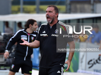 Head coach of Pisa Luca D'Angelo during the Italian soccer Serie B match AC Pisa vs Modena FC on October 23, 2022 at the Arena Garibaldi in...