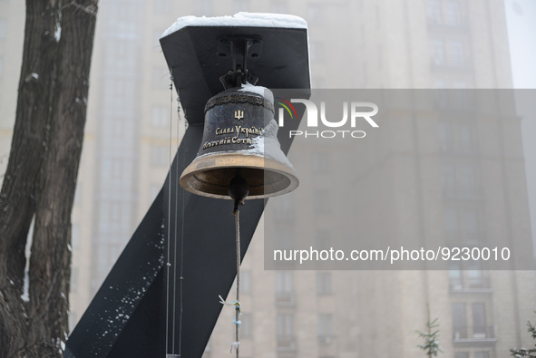 KYIV, UKRAINE - NOVEMBER 21, 2022 - The Bell of Dignity is pictured on the Alley of the Heavenly Hundred Heroes on the Day of Dignity and Fr...