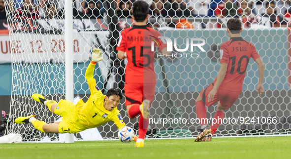 Seunggyu Kim , Moonhwan Kim , Jaesung Lee  during the World Cup match between Uruguay v Korea Republic in Doha, Qatar, on November 24, 2022....