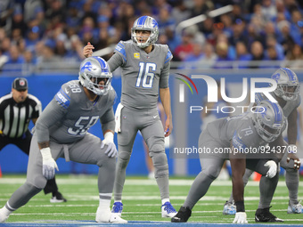 Detroit Lions quarterback Jared Goff (16) gestures at the line before the snap during the firsthalf of an NFL football game between the Detr...