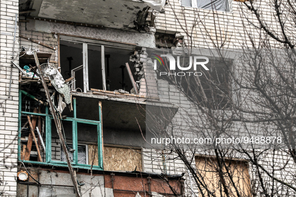 KHERSON, UKRAINE - JANAURY 22, 2023 - Aftermath of shelling of a residential high-rise building by the Russian troops, Kherson, southern Ukr...